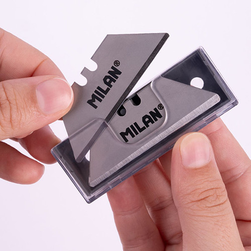 Spare Blades for Sellf Retracting Blade Knife 'Milan'
Pack of 10