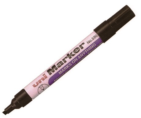 Uni Permanent Marker Black Chisel Tip